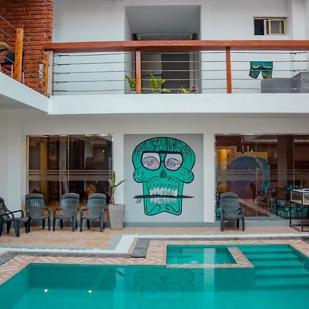 Хостел Surf & Party Велигама Экстерьер фото