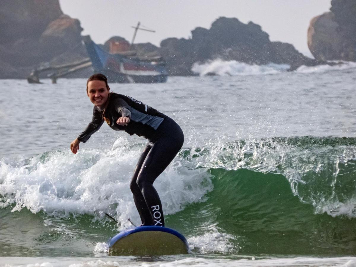 Хостел Surf & Party Велигама Экстерьер фото