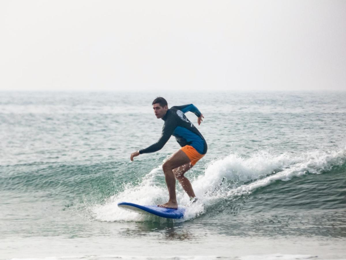 Хостел Surf & Party Велигама Экстерьер фото